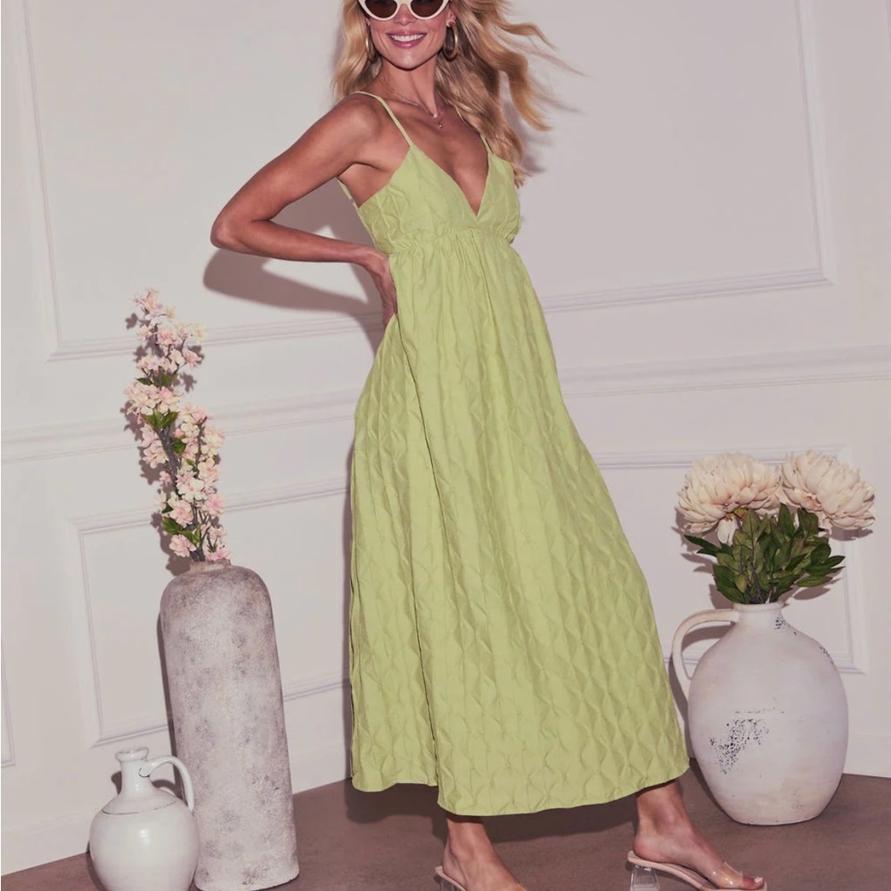Vici Light Green Textured Maxi Dress M